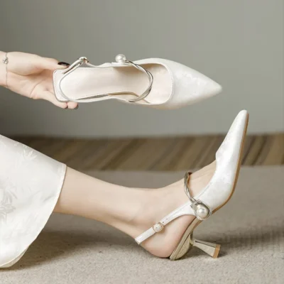 Song brocade high‑heels
