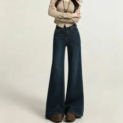 straight‑leg jeans