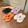 women’s flip flops​